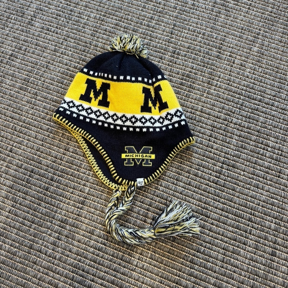Michigan Maize and Blue Knit Hat